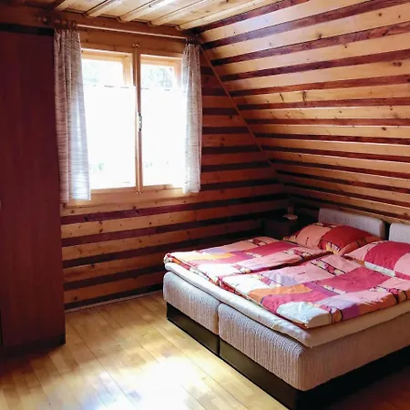 Three-bedroom Holiday In Σπίτι διακοπών Zázrivá