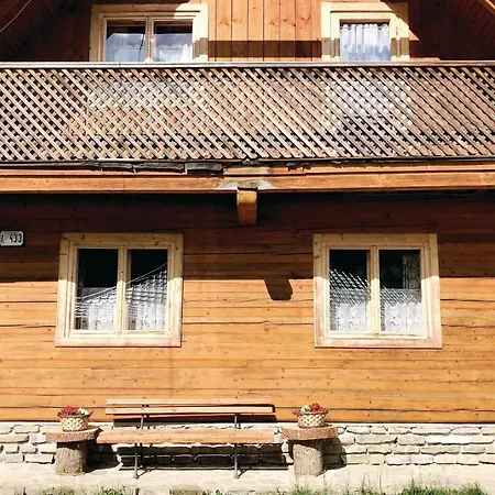 Three-bedroom Holiday In Zázrivá