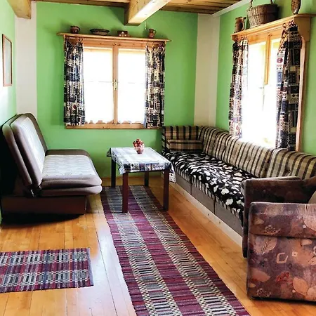 Three-bedroom Holiday In Zázrivá